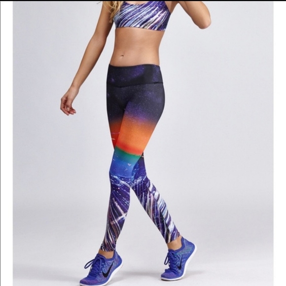 Onzie Pants - Onzie City of Angels Legging Size Small/Medium